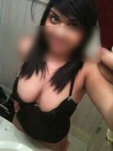 Sec 32 Gurgaon Housewife Call Girl Available